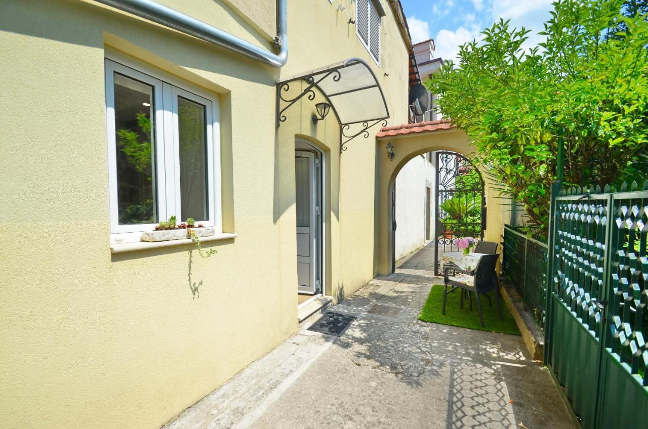 Ferienwohnung Kotor Center W Exterior foto